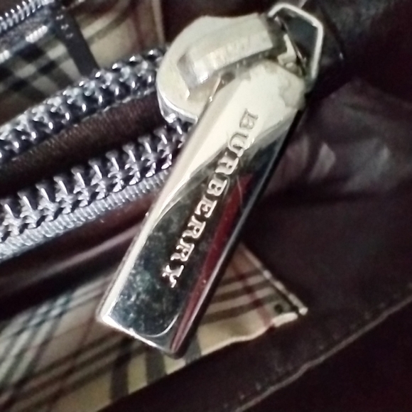 Burberry Tote Handbag - Picture 12 of 15